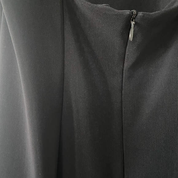 Black mini dress - Picture 5 of 5